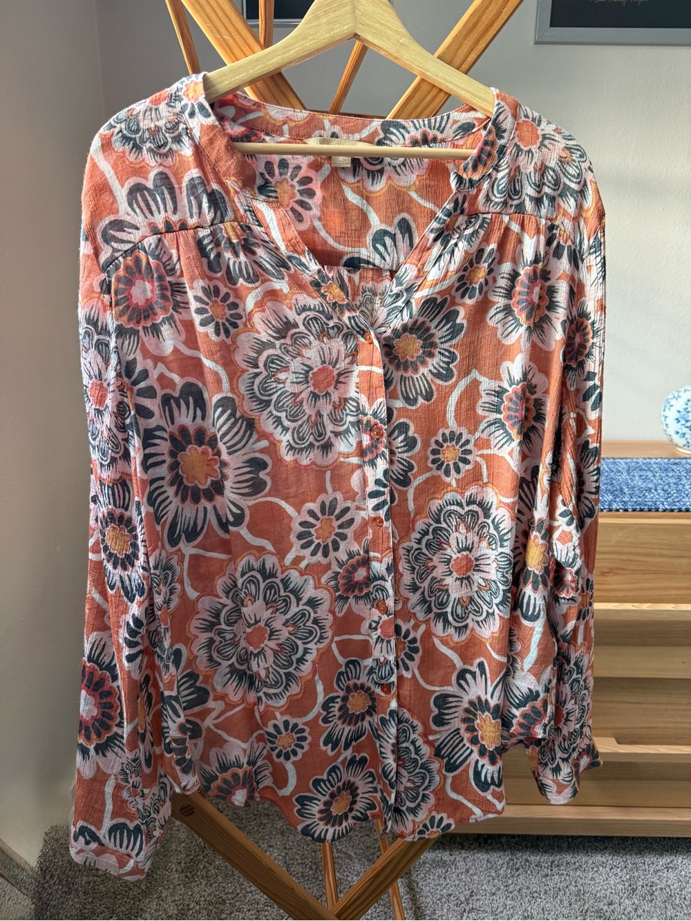 Hope & Harlow Women's Floral Button-Front Blouse - peachy Orange